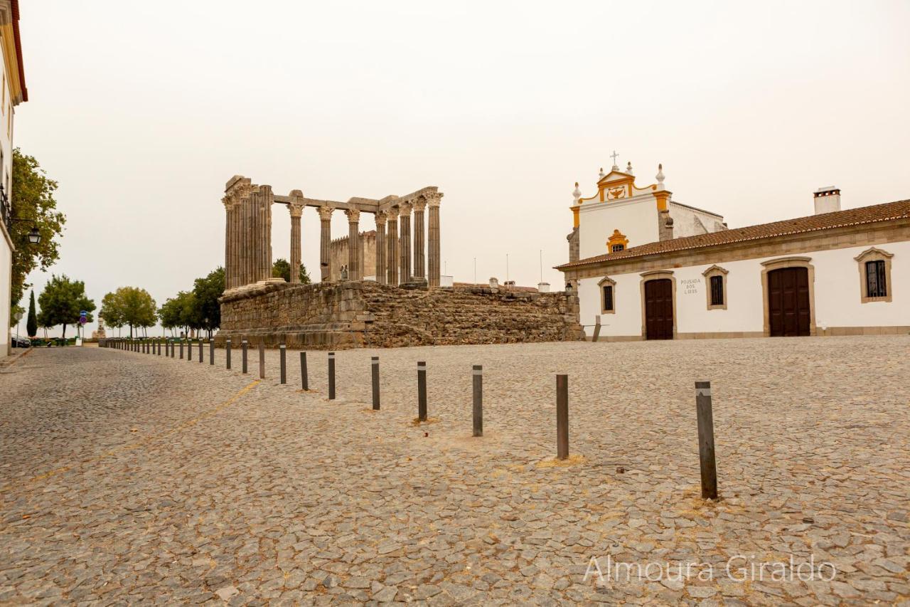 Almoura Giraldo Centro Historico Apartment Evora Bagian luar foto